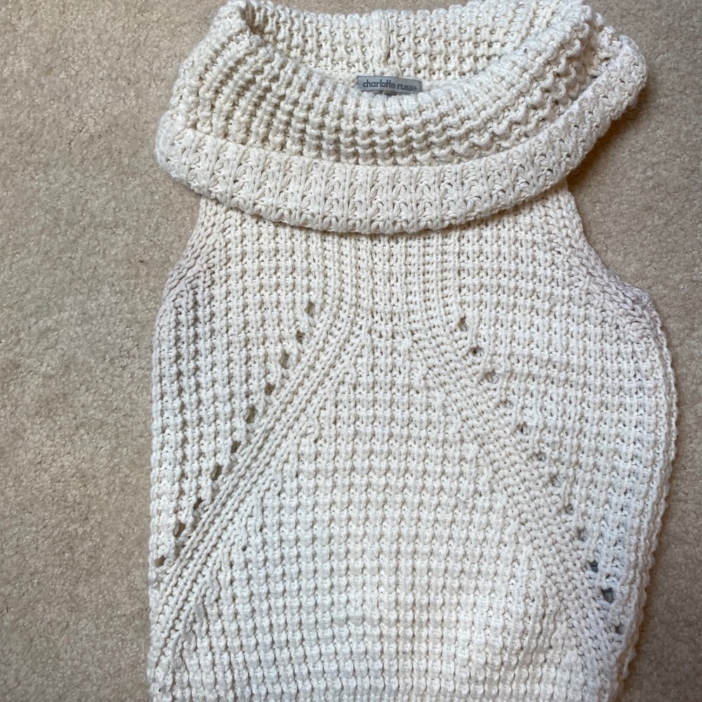 White sleeveless Sweater :)